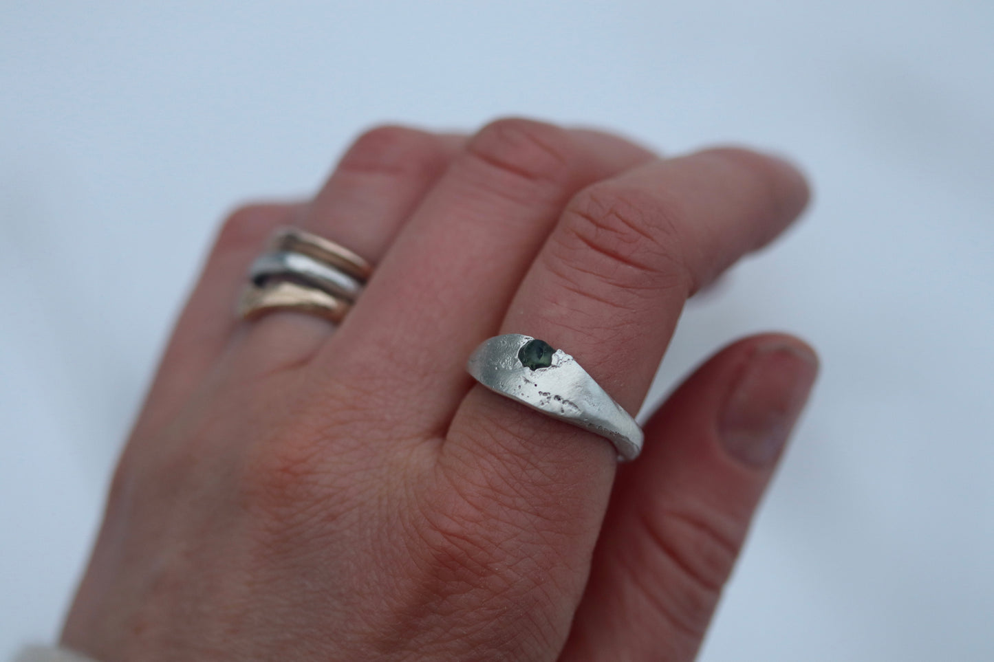 Raw Sapphire Midwinter Ring/Green/ MTO