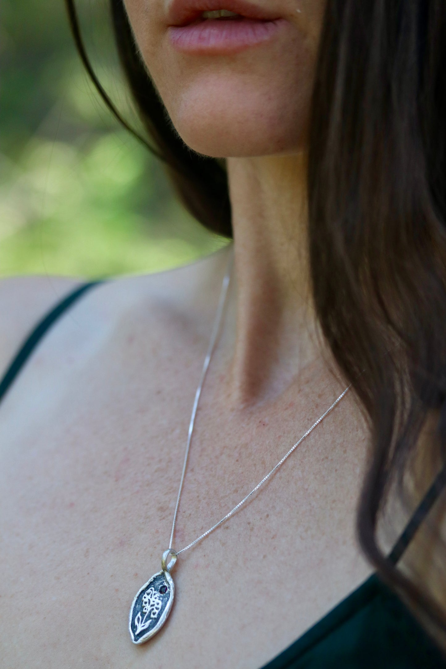 heather mountain pendant sterling silver handmade handcrafted montana sapphire pink floral alpine wildflower necklace paige devlin jewelry