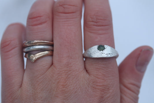 Raw Sapphire Midwinter Ring/Green/ MTO