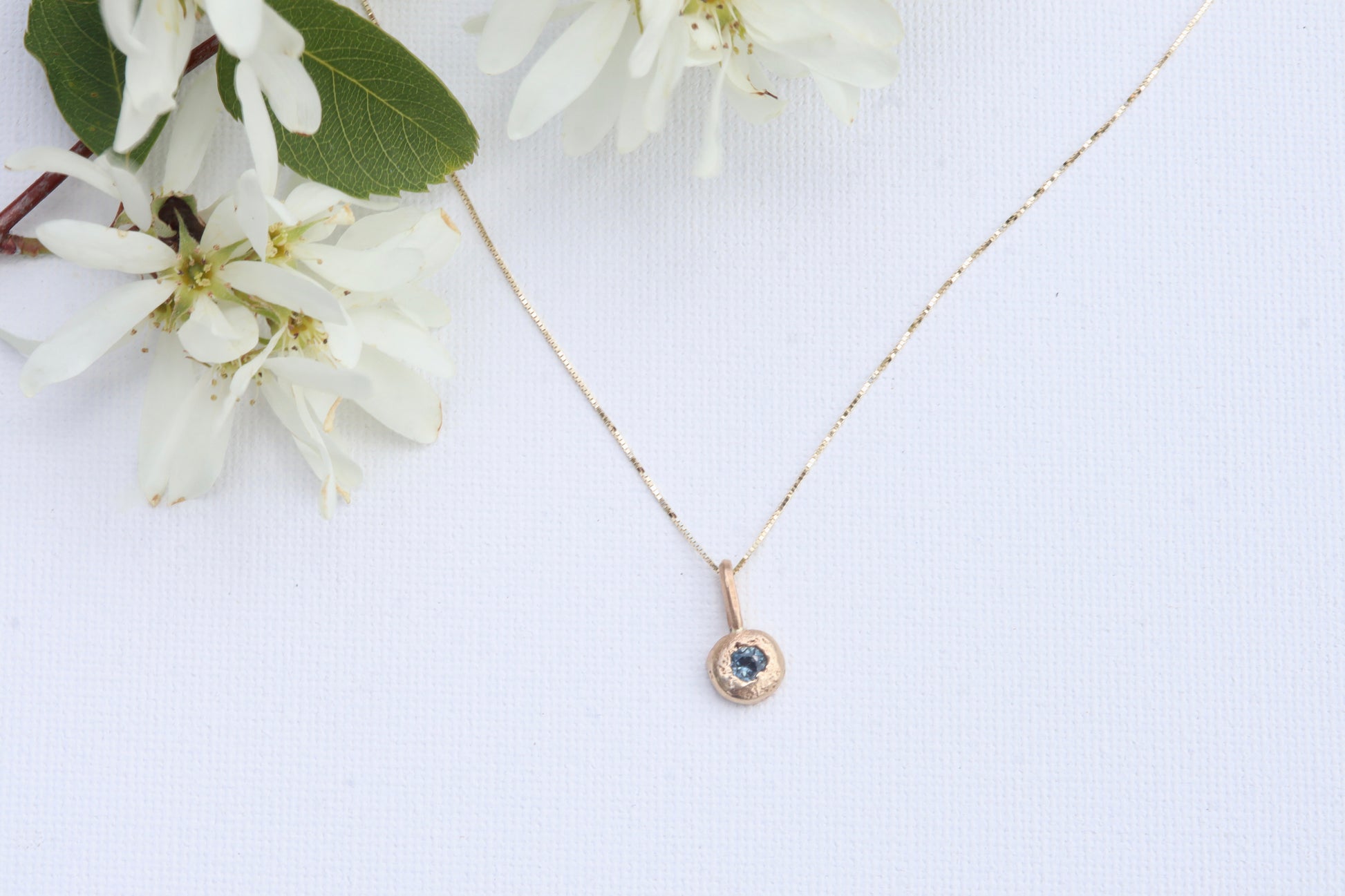 montana sapphire 14kt gold necklace prganic drop necklace orb gold necklace