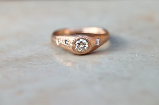 Levia 14kt Gold Diamond Signet Ring