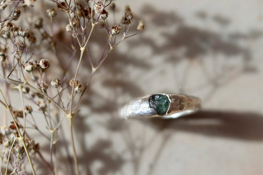 Raw Montana Sapphire Molten Solitaire Ring