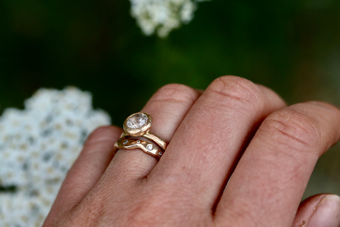 Cassiopeia 14kt Gold Diamond & Montana Sapphire Arc Band