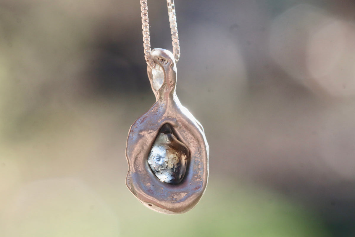 Raw Montana Sapphire Molten Necklace. Blue