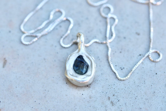 Raw Montana Sapphire Molten Necklace. Blue