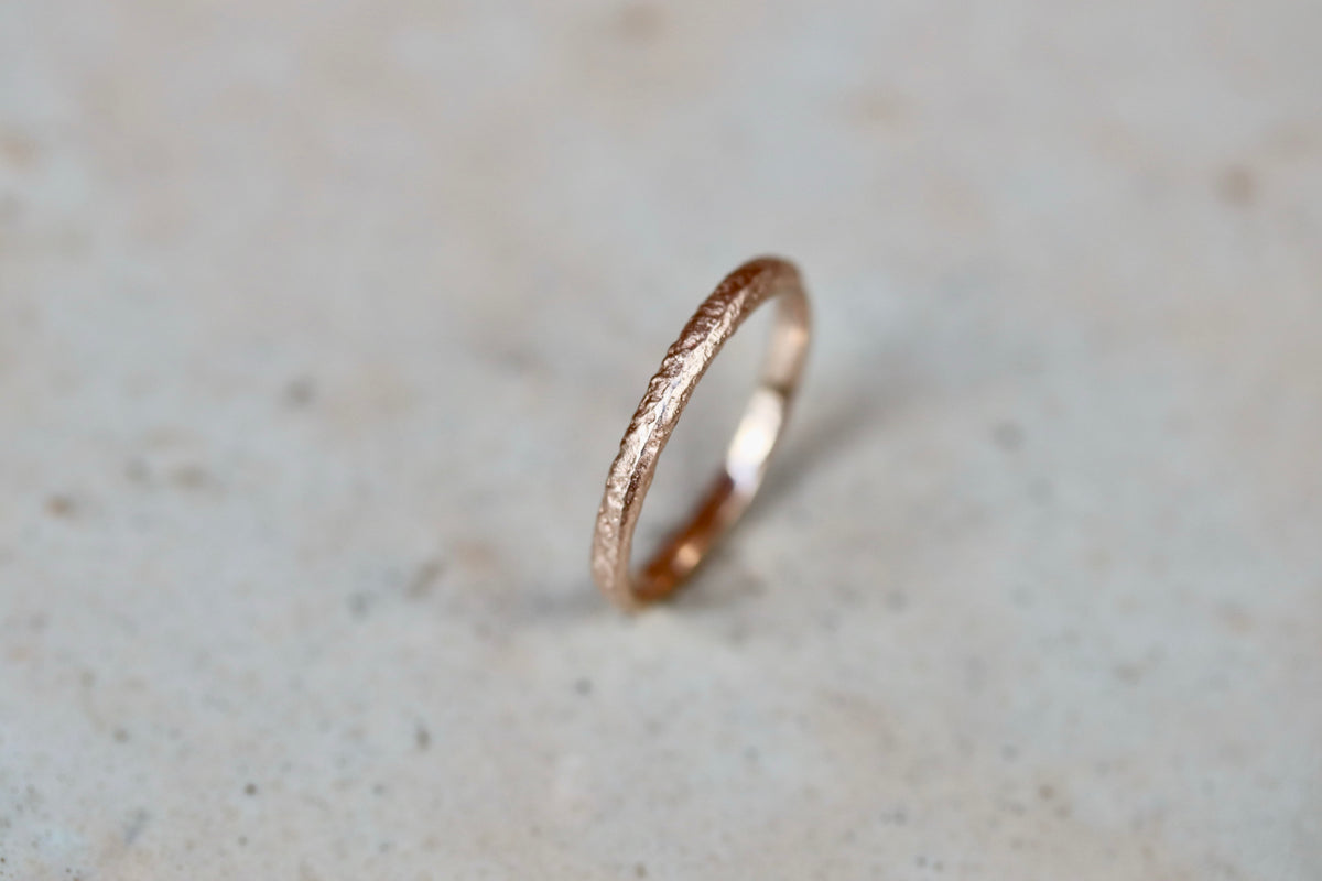 Aria Band Organic Sandcast 14kt Gold Wedding Ring
